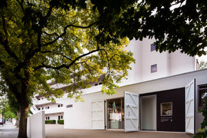 Isokon Short Chair – Isokon Gallery